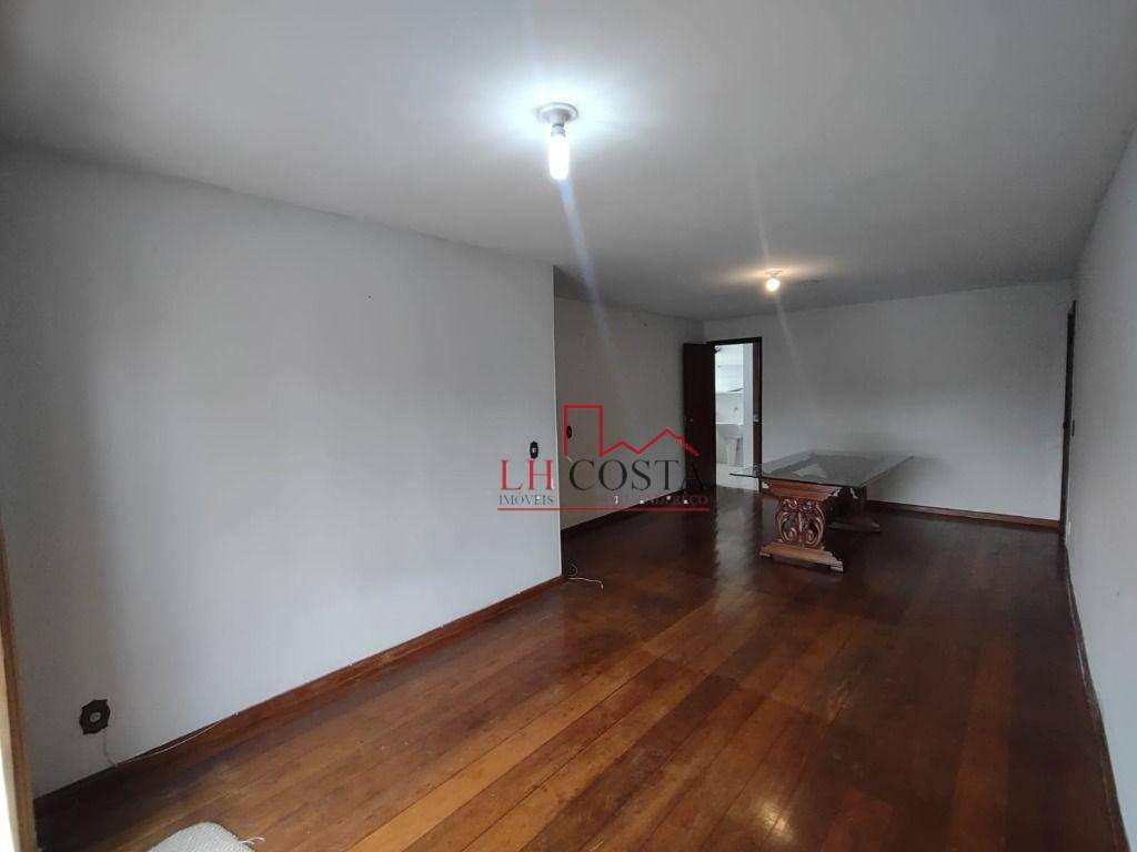 Apartamento à venda com 3 quartos, 140m² - Foto 6