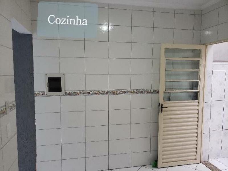 Sobrado à venda com 2 quartos, 140m² - Foto 4