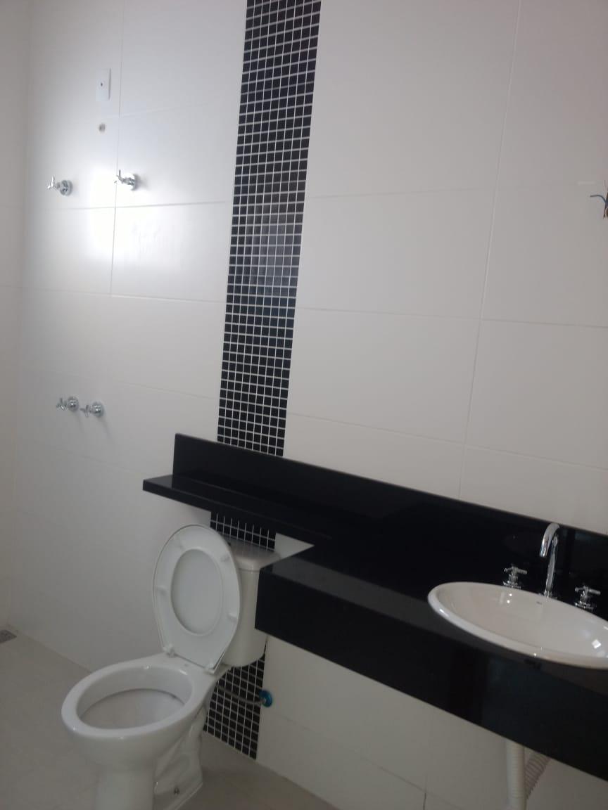 Casa à venda com 3 quartos, 220m² - Foto 12