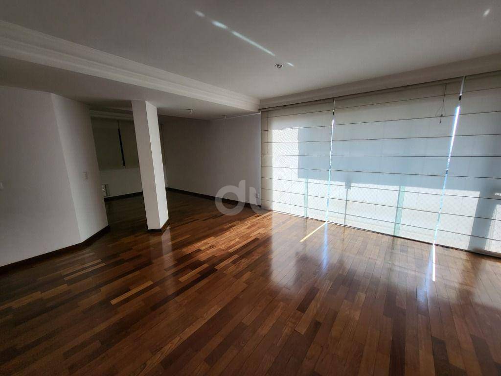 Apartamento à venda com 3 quartos, 147m² - Foto 3