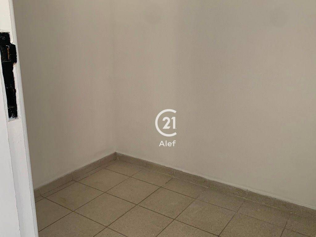 Apartamento para alugar com 3 quartos, 130m² - Foto 15