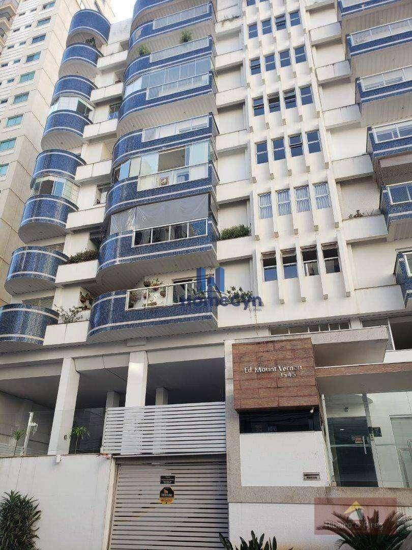 Apartamento à venda com 3 quartos, 162m² - Foto 1