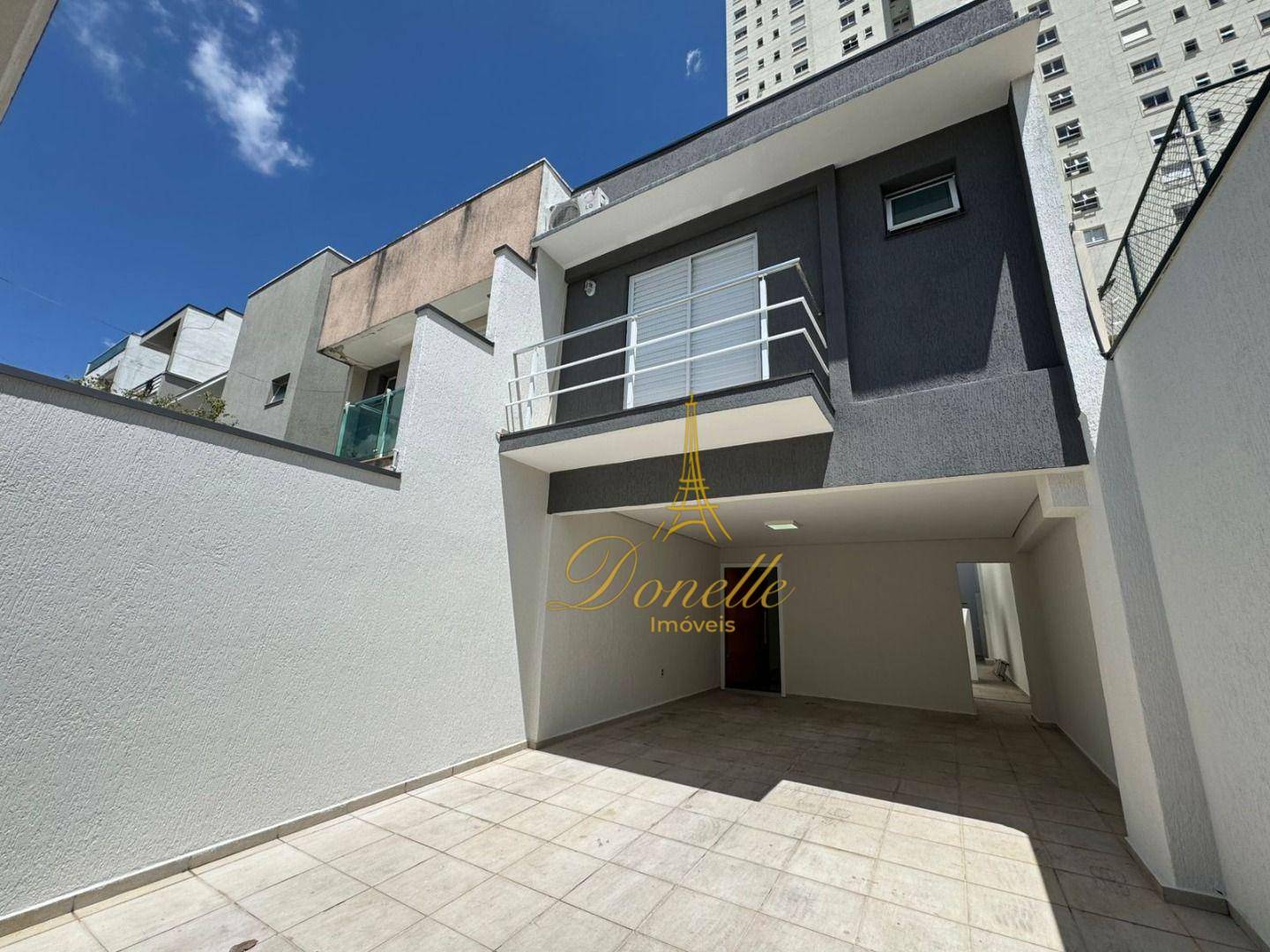 Sobrado à venda com 3 quartos, 150m² - Foto 1