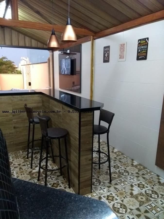 Apartamento à venda com 3 quartos, 140m² - Foto 4