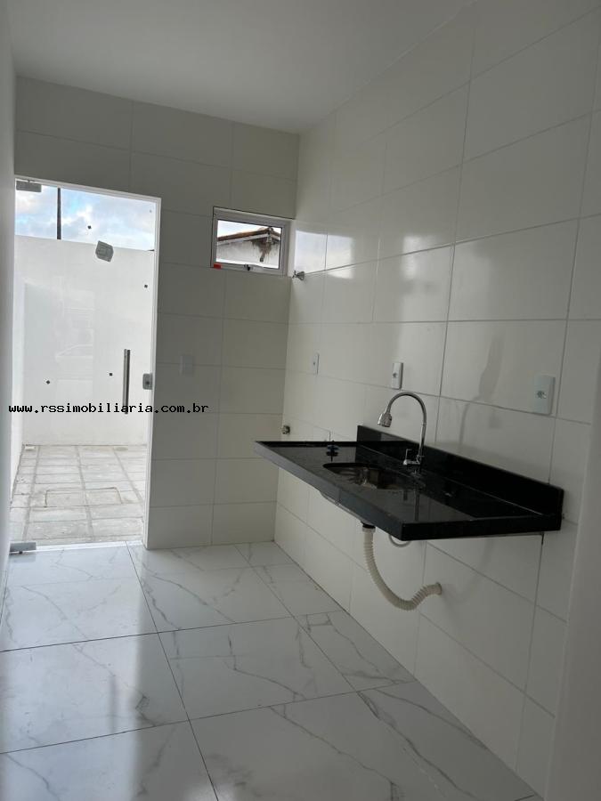 Casa à venda com 2 quartos, 56m² - Foto 5