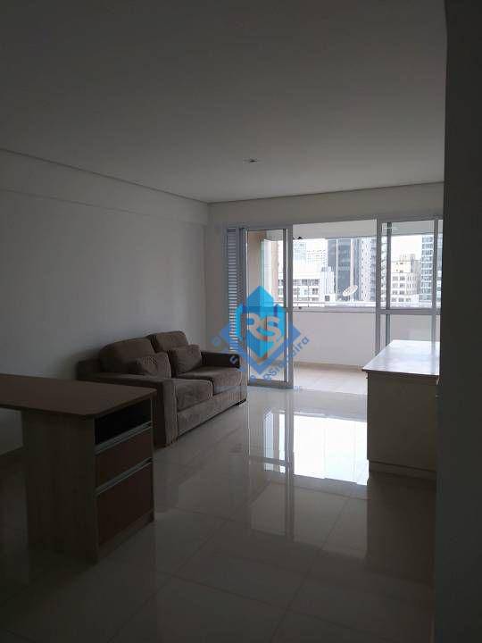 Apartamento à venda com 2 quartos, 80m² - Foto 8