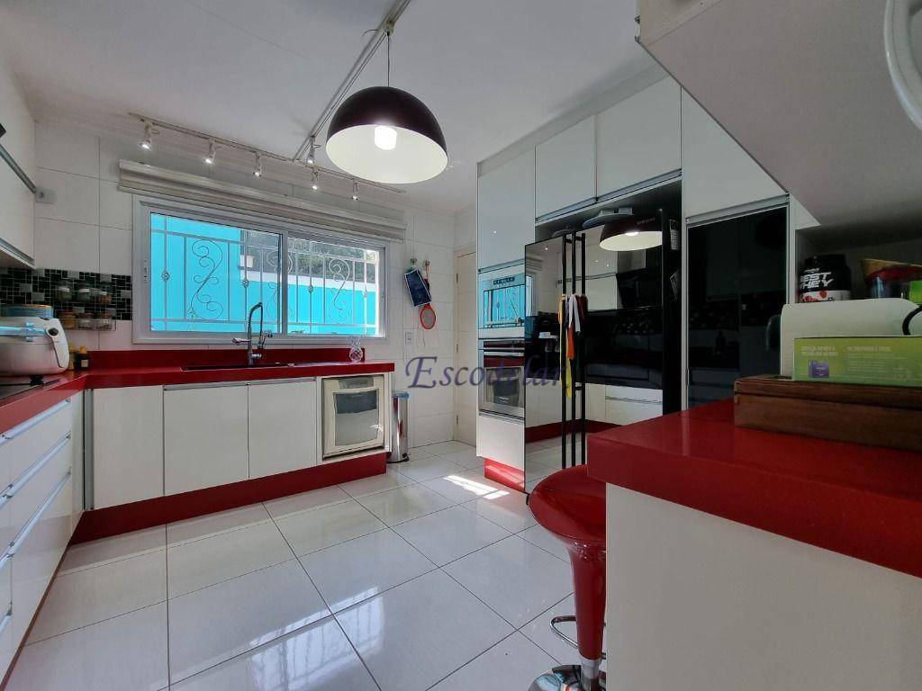 Casa à venda com 3 quartos, 220m² - Foto 12