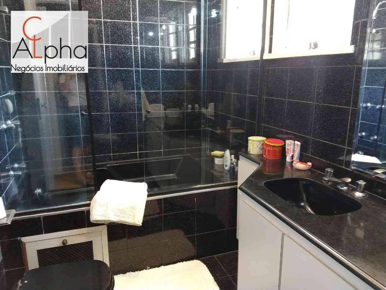 Sobrado à venda com 4 quartos, 300m² - Foto 16