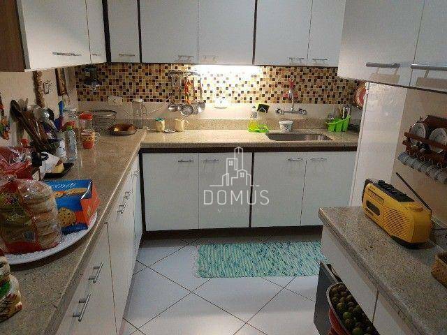 Apartamento à venda com 3 quartos, 118m² - Foto 13