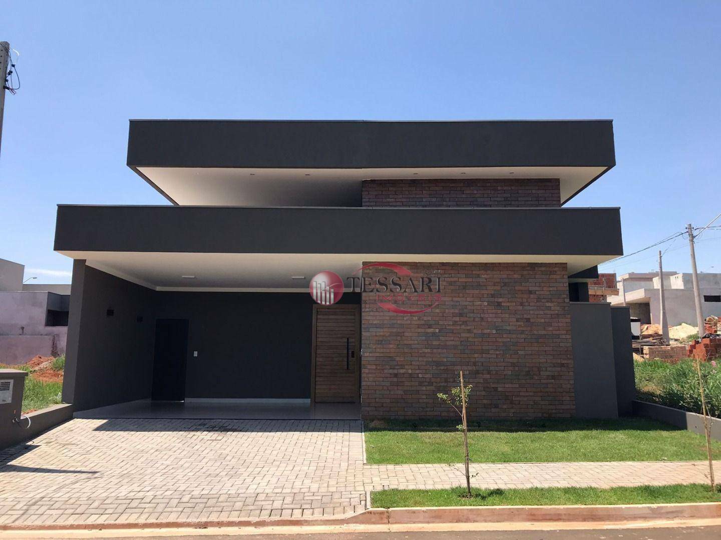 Casa à venda com 3 quartos, 148m² - Foto 1