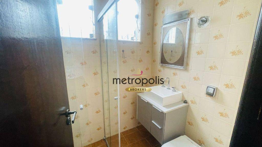 Sobrado para alugar com 3 quartos, 254m² - Foto 18