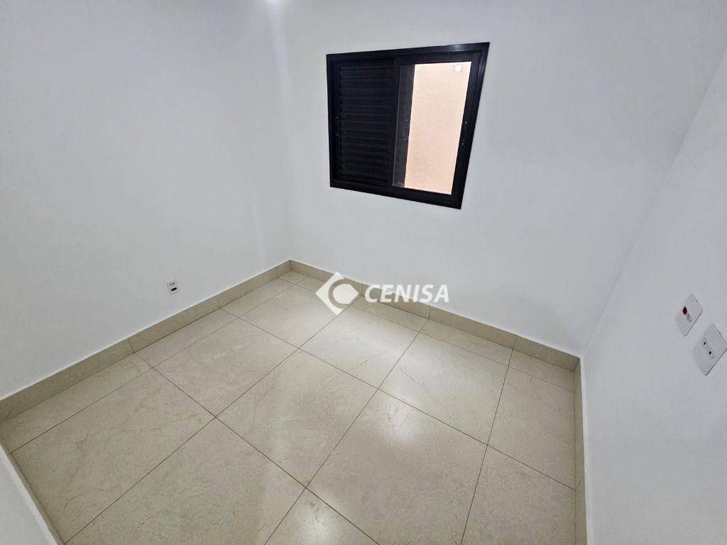 Casa à venda com 2 quartos, 89m² - Foto 11