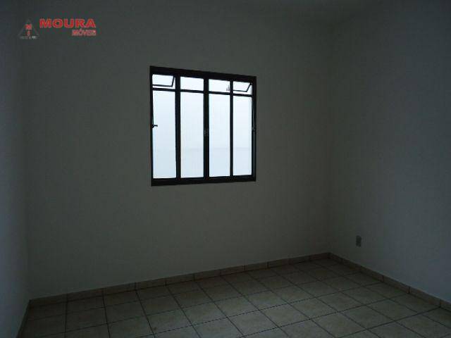 Casa à venda com 4 quartos, 145m² - Foto 16