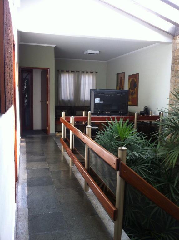 Sobrado à venda com 3 quartos, 384m² - Foto 2