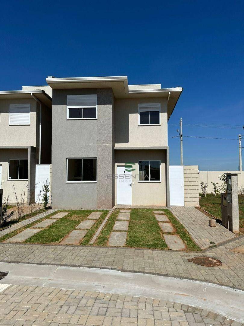 Sobrado à venda com 3 quartos, 92m² - Foto 1