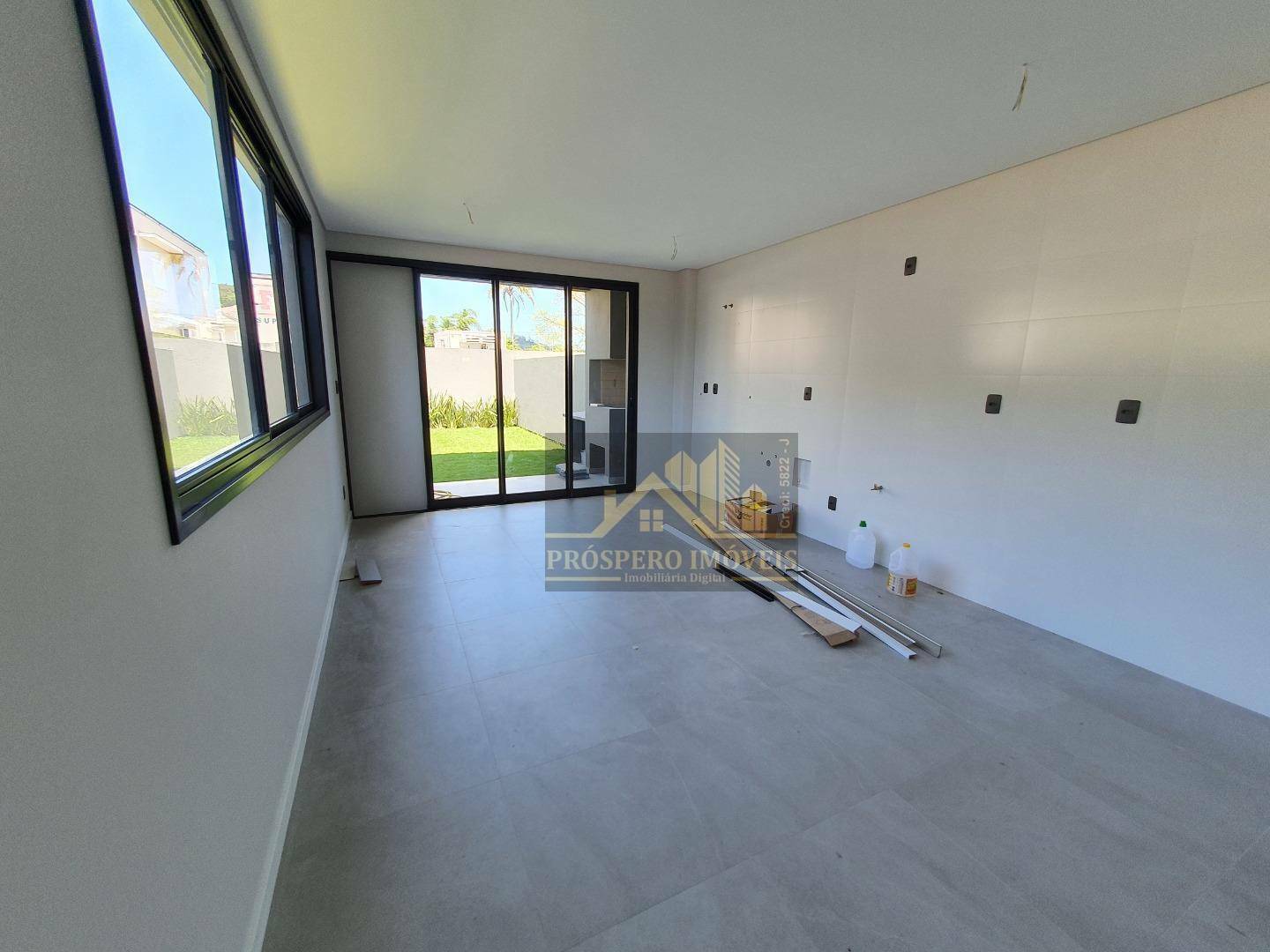 Casa à venda com 3 quartos, 127m² - Foto 12