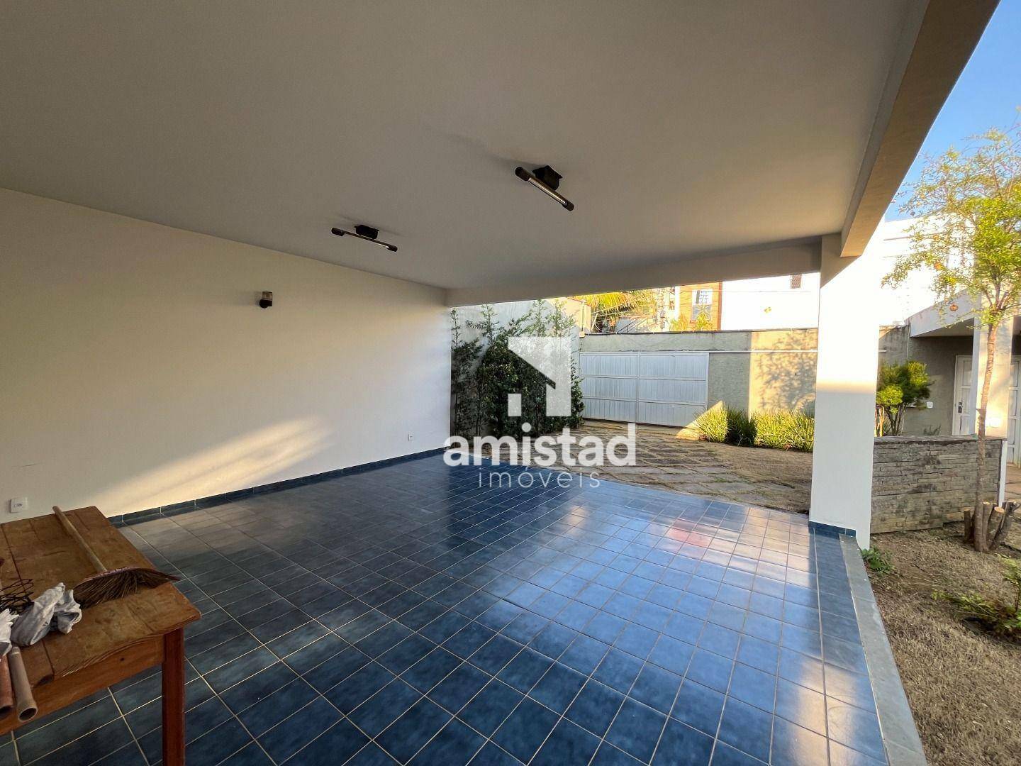 Casa à venda com 3 quartos, 600m² - Foto 25