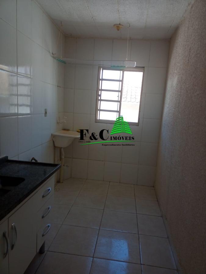 Apartamento à venda com 2 quartos, 44m² - Foto 2