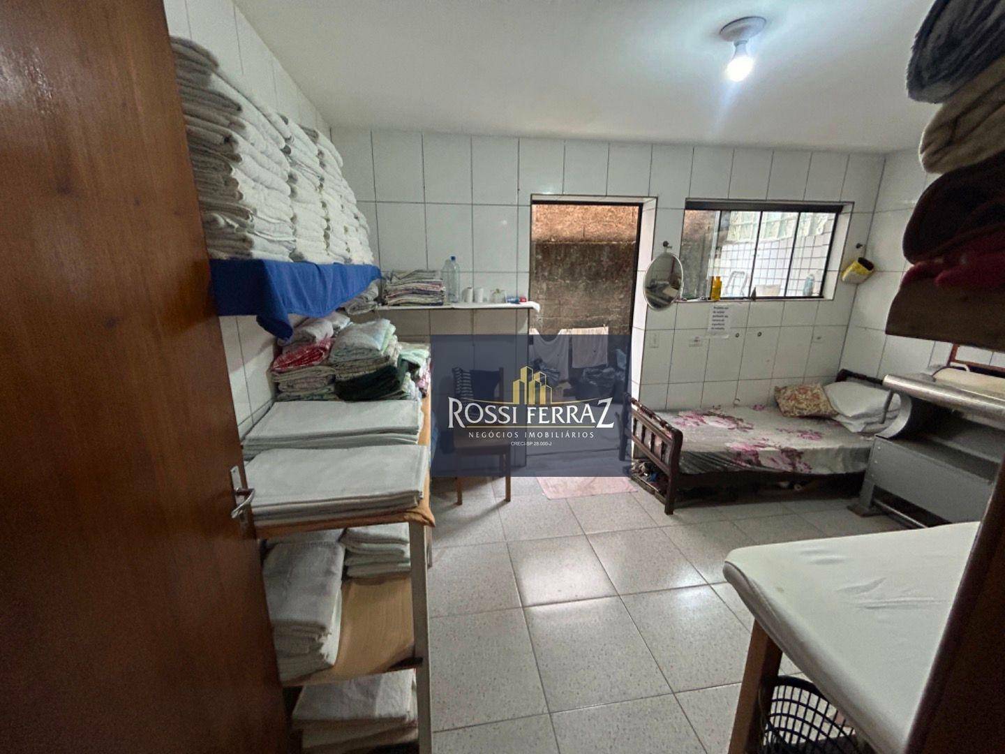 Pousada-Chalé à venda com 44 quartos, 1300m² - Foto 11