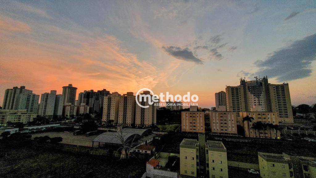 Apartamento à venda com 3 quartos, 133m² - Foto 2