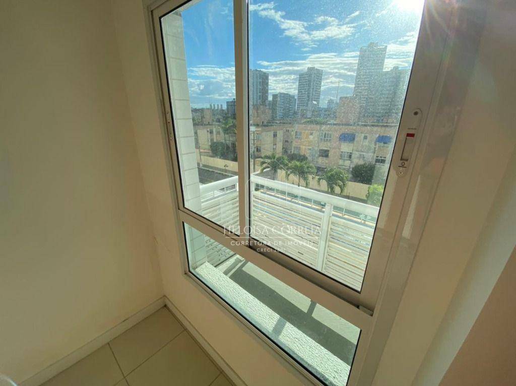 Apartamento à venda com 3 quartos, 141m² - Foto 22