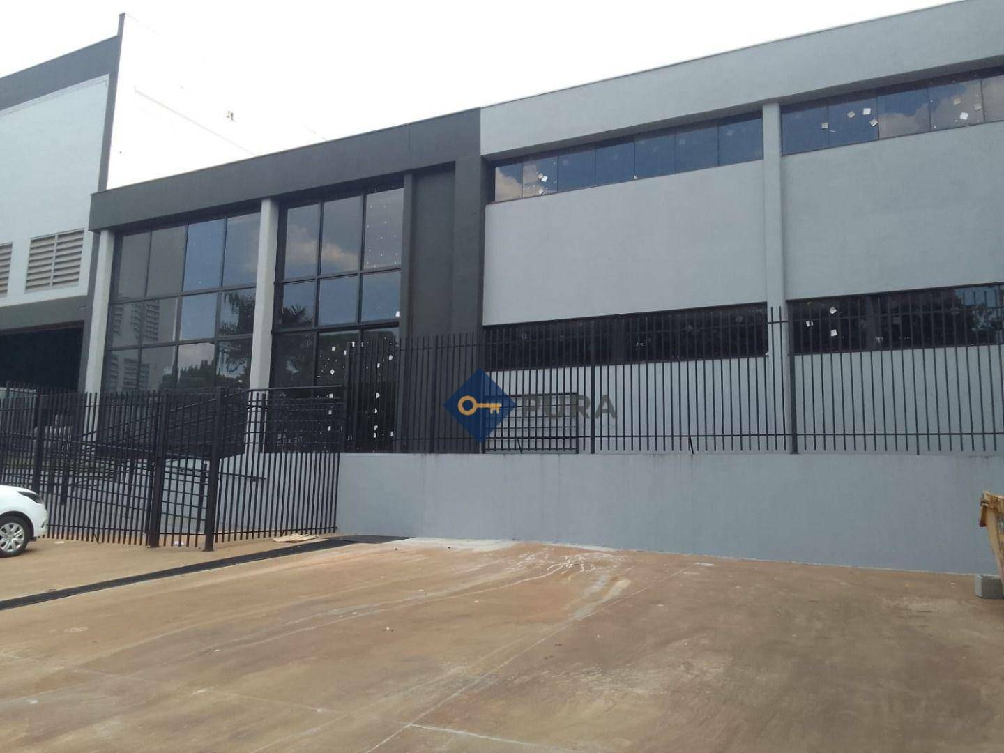 Depósito-Galpão-Armazém para alugar, 1600m² - Foto 1