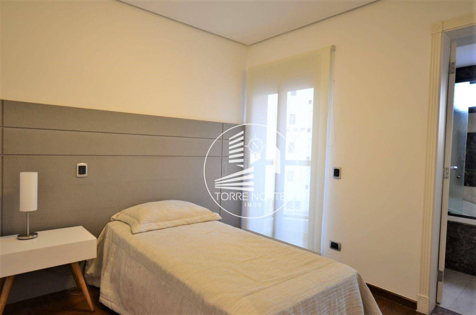 Apartamento à venda com 3 quartos, 280m² - Foto 26