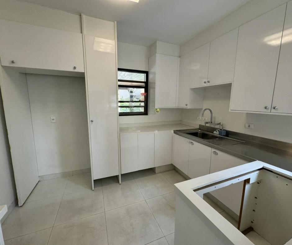 Apartamento à venda com 4 quartos, 226m² - Foto 27