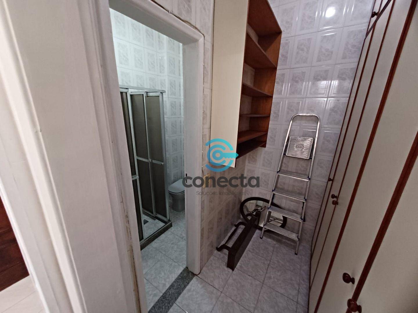 Apartamento para alugar com 3 quartos, 130m² - Foto 16