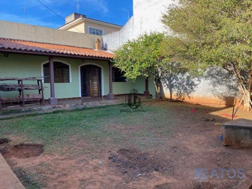 Casa à venda com 3 quartos, 266m² - Foto 5