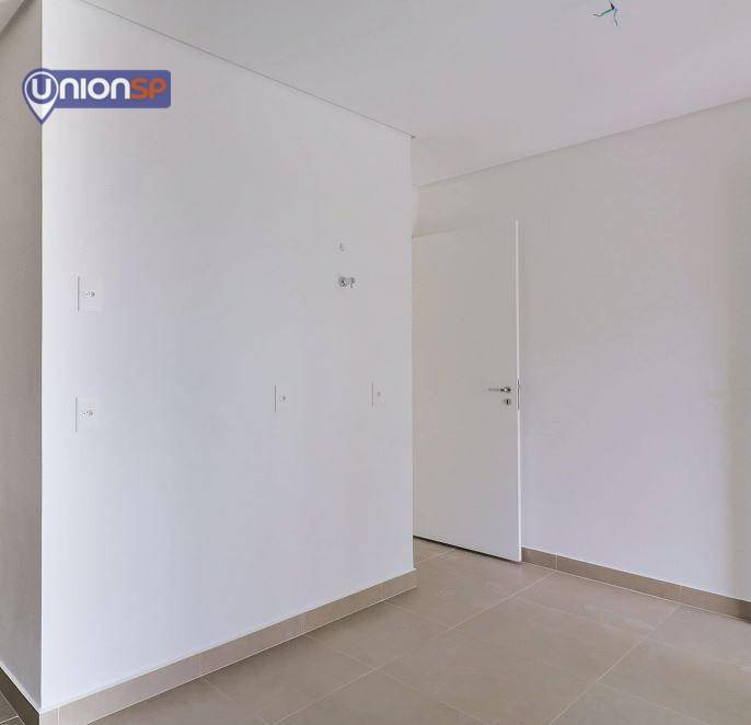 Apartamento à venda com 4 quartos, 216m² - Foto 24