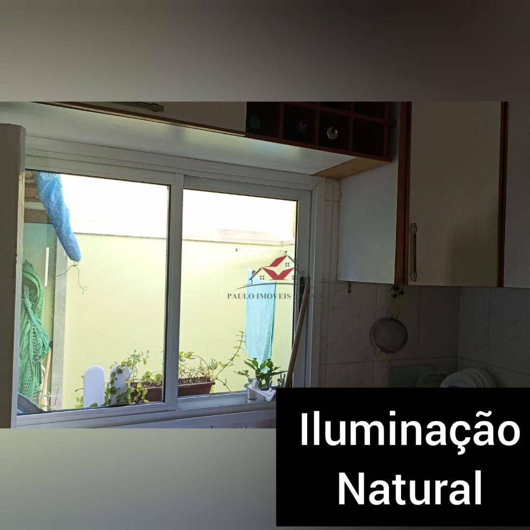 Casa à venda com 2 quartos, 73m² - Foto 4