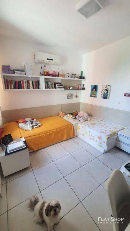 Apartamento à venda com 3 quartos, 134m² - Foto 13