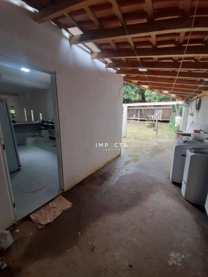 Chácara à venda com 3 quartos, 300m² - Foto 15