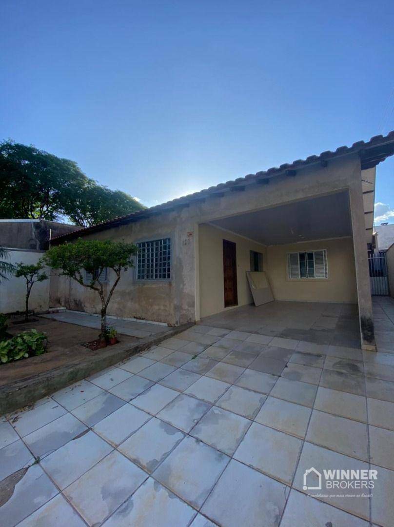 Casa à venda com 4 quartos, 200m² - Foto 1