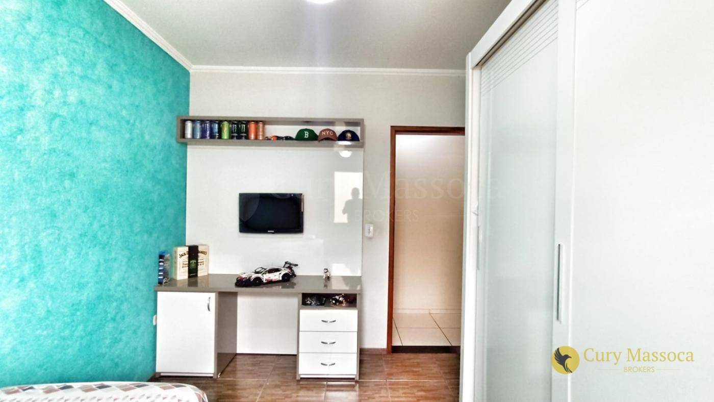 Casa à venda com 2 quartos, 120m² - Foto 3