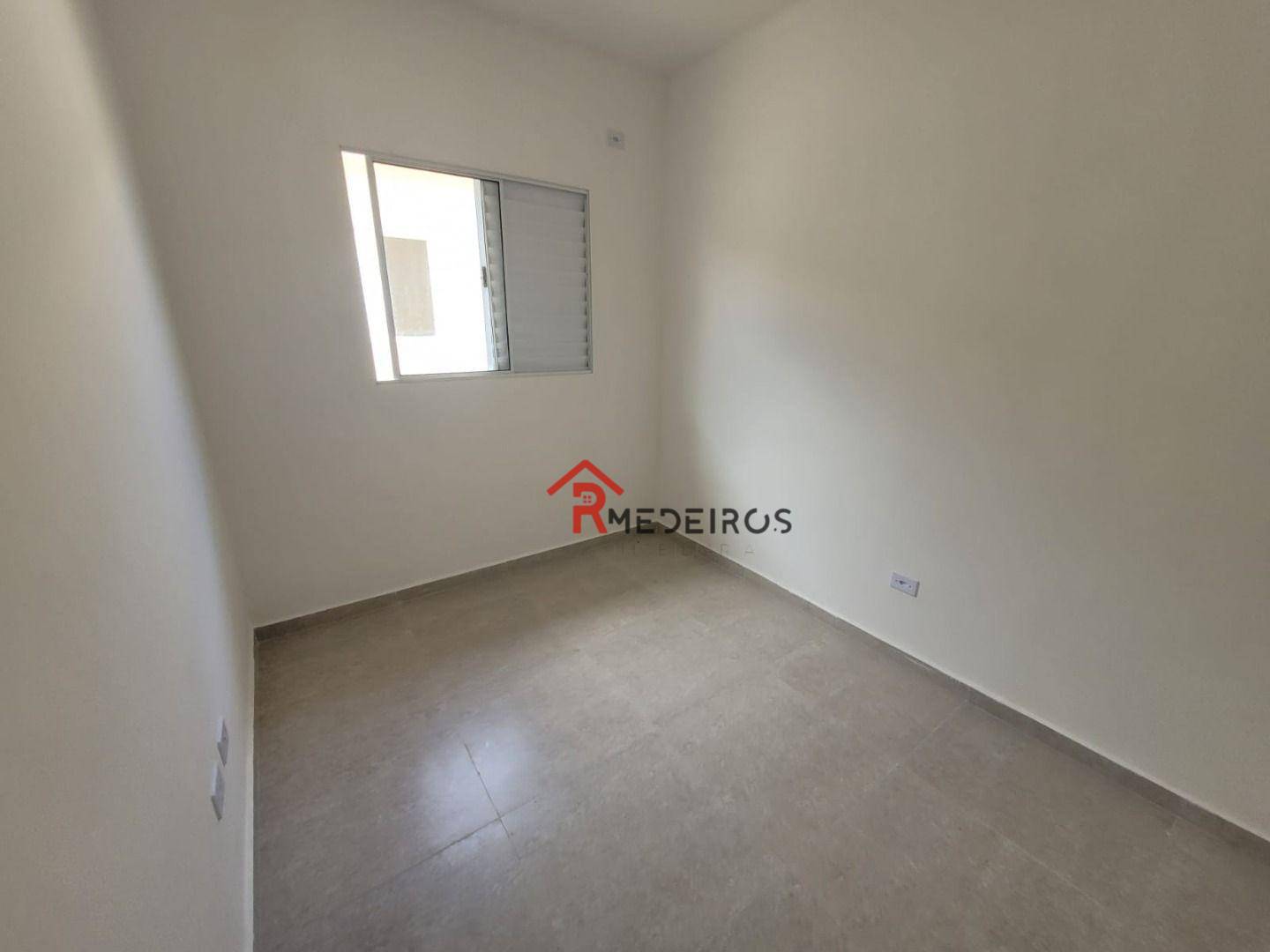 Casa à venda com 2 quartos, 46m² - Foto 9