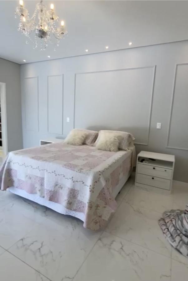 Casa à venda com 5 quartos, 305m² - Foto 12