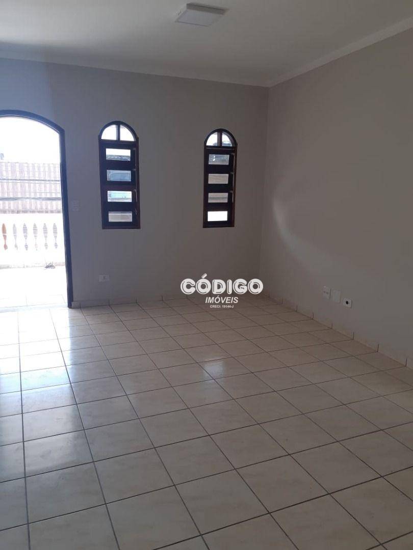 Sobrado à venda com 2 quartos, 180m² - Foto 7