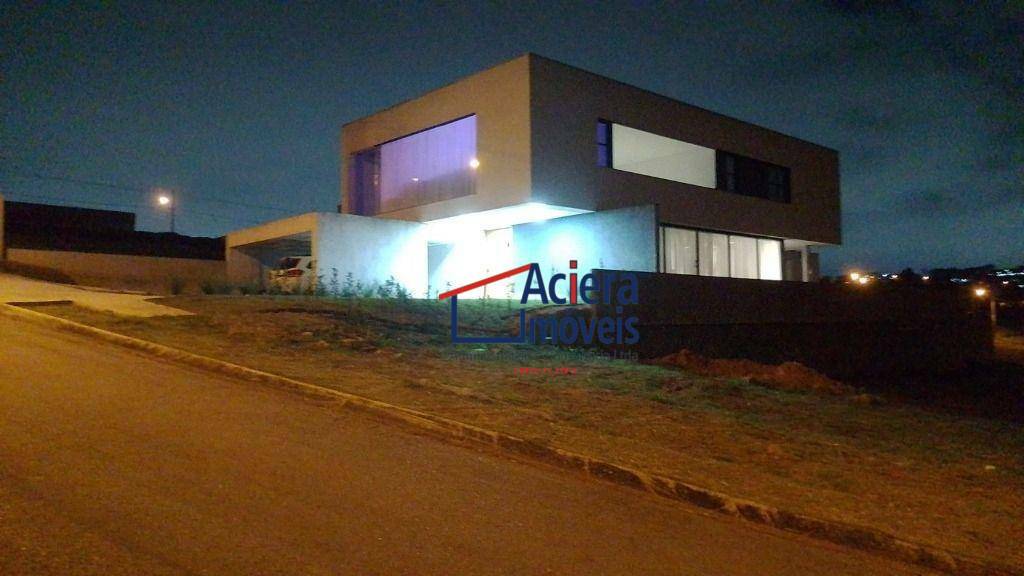 Casa de Condomínio à venda e aluguel com 4 quartos, 480m² - Foto 3