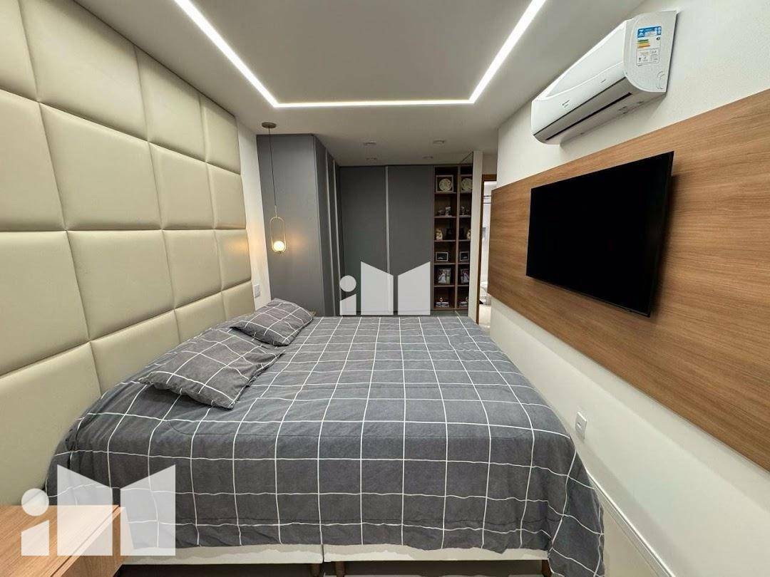 Apartamento à venda com 2 quartos, 65m² - Foto 17