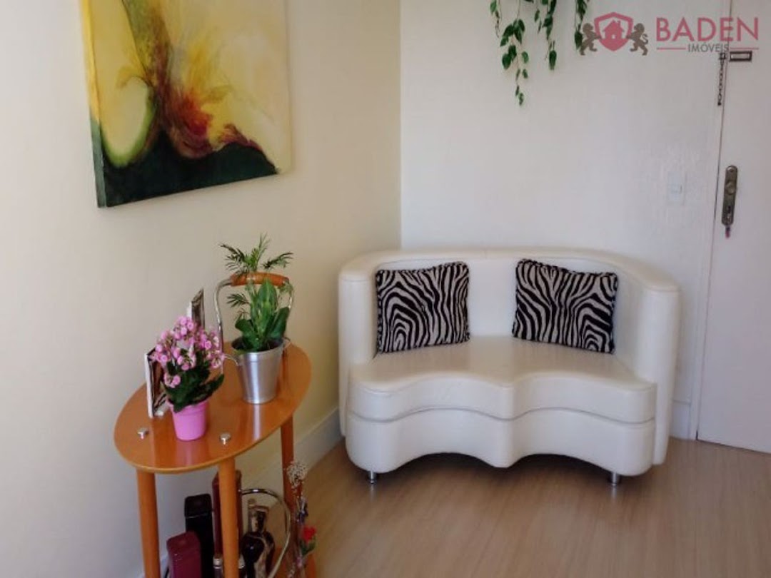 Apartamento à venda com 3 quartos, 70m² - Foto 11