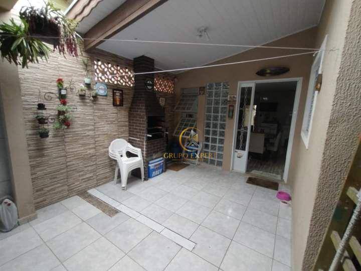 Casa à venda com 3 quartos, 100m² - Foto 14