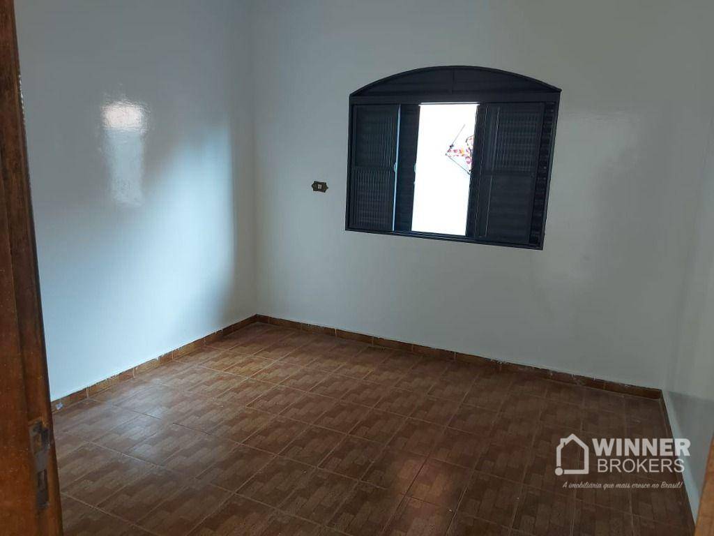 Casa à venda com 4 quartos, 180m² - Foto 10