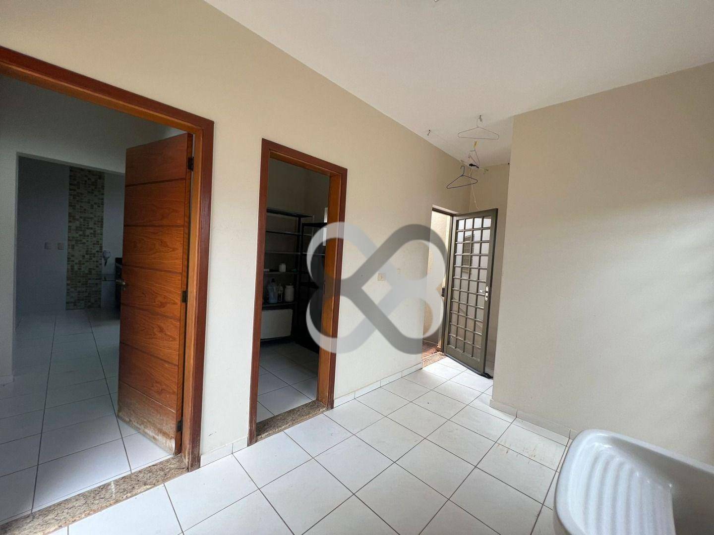 Casa à venda com 3 quartos, 260m² - Foto 26