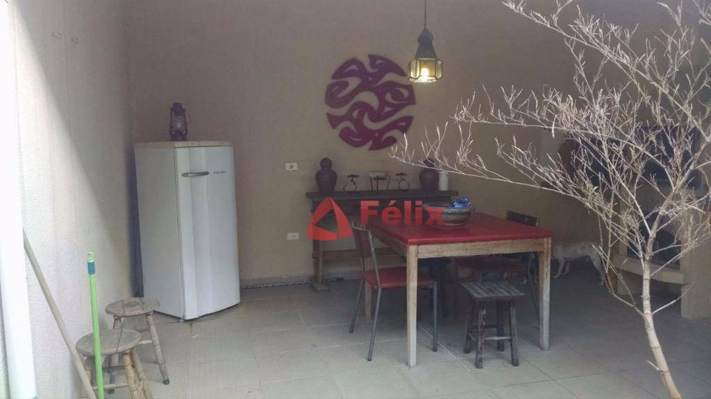 Casa à venda com 3 quartos, 66m² - Foto 21