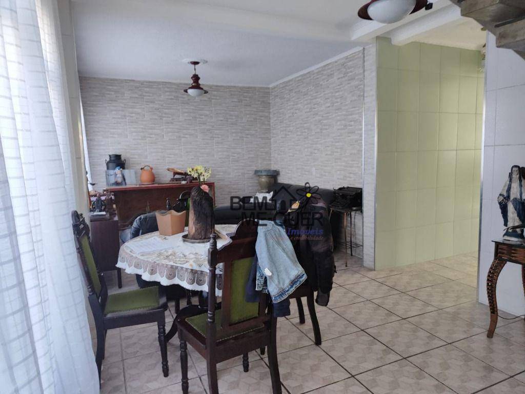 Casa à venda com 3 quartos, 232m² - Foto 6