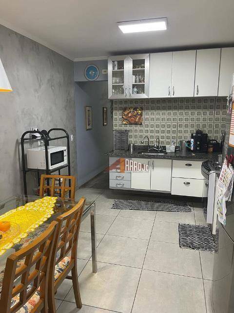 Sobrado à venda com 3 quartos, 97m² - Foto 5