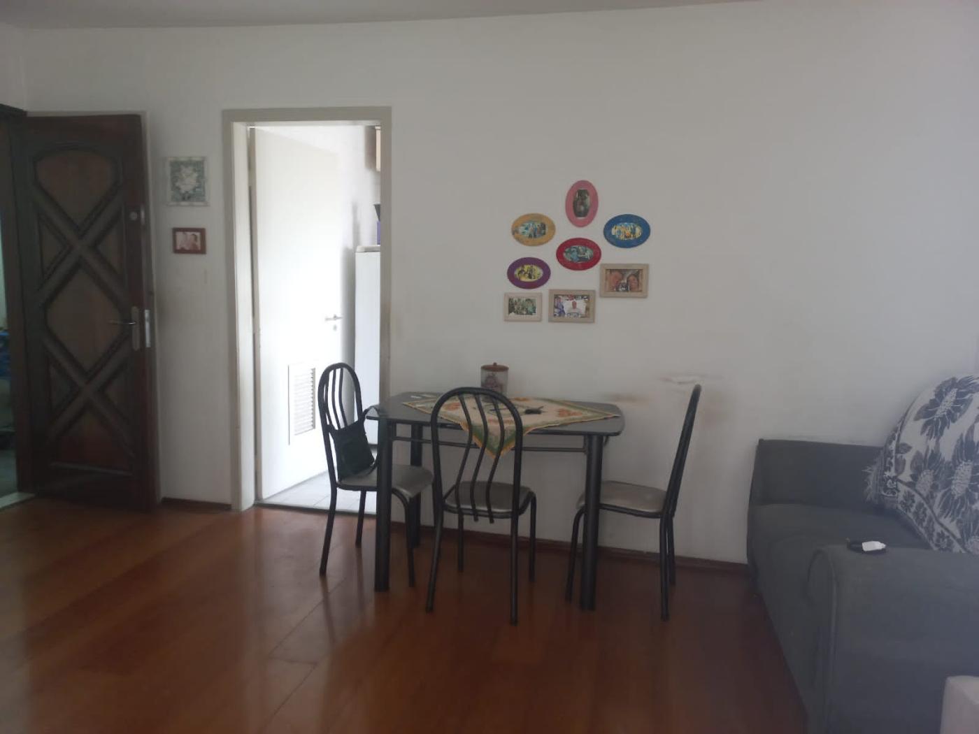 Apartamento à venda com 3 quartos, 68m² - Foto 4