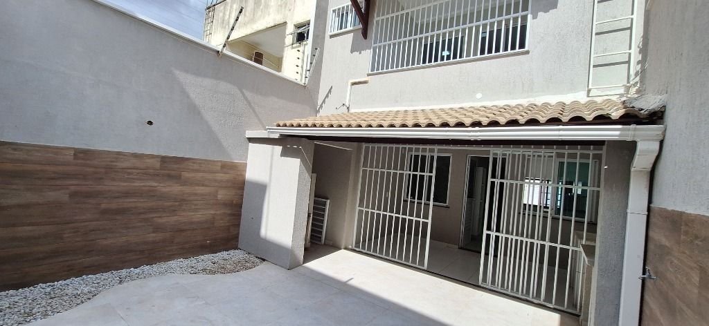 Casa à venda com 4 quartos, 162m² - Foto 32